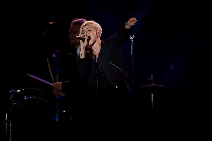 2008-06-14 - Robyn från Hultsfredsfestivalen, Hultsfred