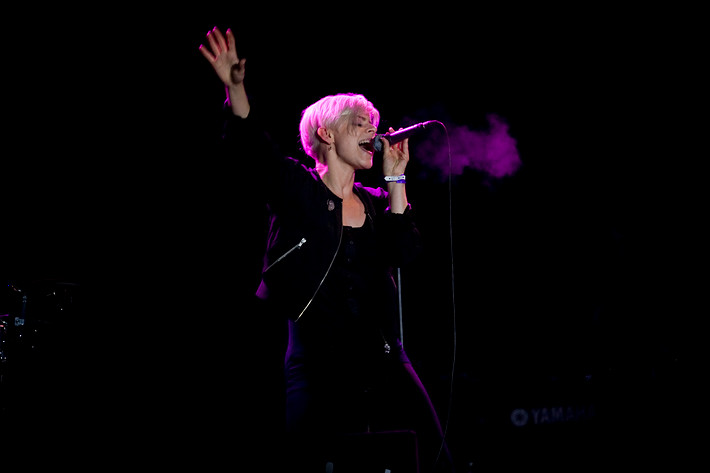 2008-06-14 - Robyn från Hultsfredsfestivalen, Hultsfred