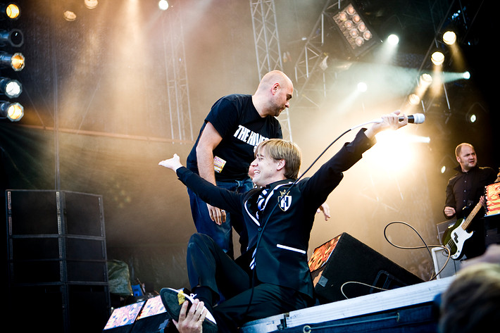 2008-06-26 - The Hives från Peace & Love, Borlänge