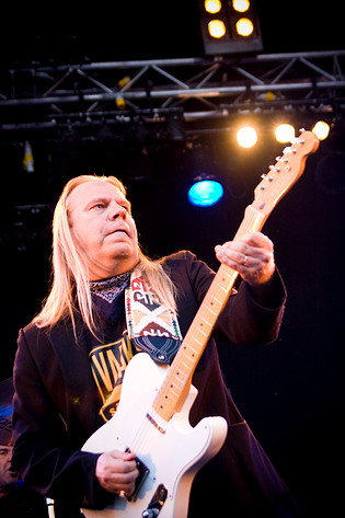 2008-06-26 - Remu & Hurriganes från Peace & Love, Borlänge
