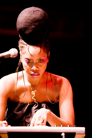 2008-06-26 - Erykah Badu från Berns, Stockholm