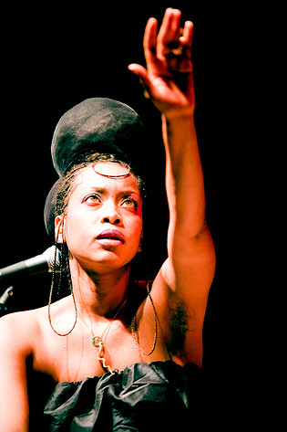 2008-06-26 - Erykah Badu från Berns, Stockholm