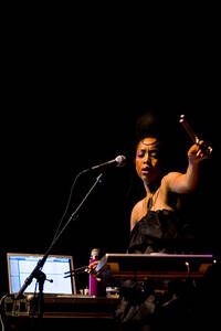 2008-06-26 - Erykah Badu från Berns, Stockholm