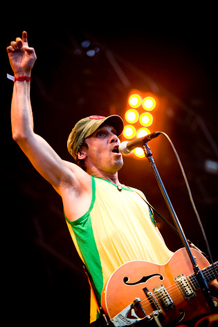 2008-06-26 - Manu Chao från Peace & Love, Borlänge