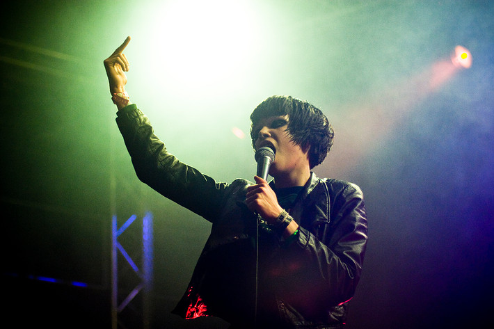 2008-06-26 - Crystal Castles från Peace & Love, Borlänge