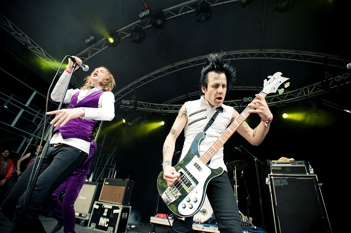 2008-06-28 - The (International) Noise Conspiracy från Peace & Love, Borlänge
