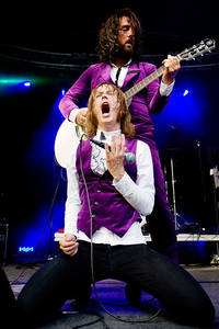 2008-06-28 - The (International) Noise Conspiracy från Peace & Love, Borlänge