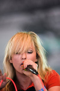 2008-07-05 - The Ting Tings från Roskildefestivalen, Roskilde