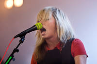 2008-07-05 - The Ting Tings från Roskildefestivalen, Roskilde