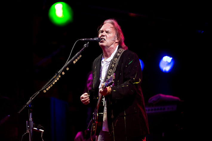 2008-07-05 - Neil Young från Roskildefestivalen, Roskilde