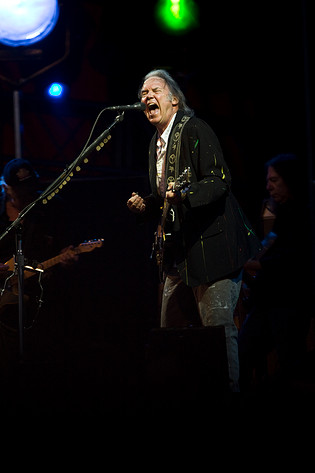 2008-07-05 - Neil Young från Roskildefestivalen, Roskilde