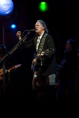 2008-07-05 - Neil Young från Roskildefestivalen, Roskilde