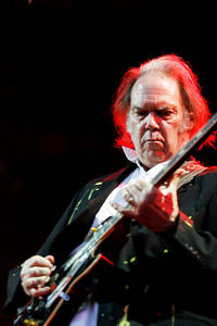 2008-07-05 - Neil Young från Roskildefestivalen, Roskilde