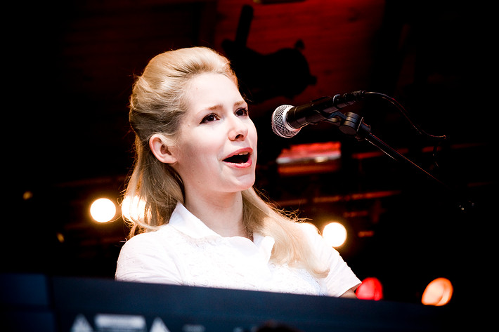 2008-07-31 - Nellie McKay från Emmabodafestivalen, Emmaboda