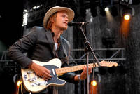 2008-08-08 - Christian Kjellvander från Way Out West, Göteborg