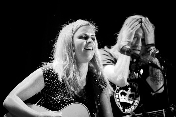 2008-08-08 - Lisa Miskovsky från Guitars, Umeå