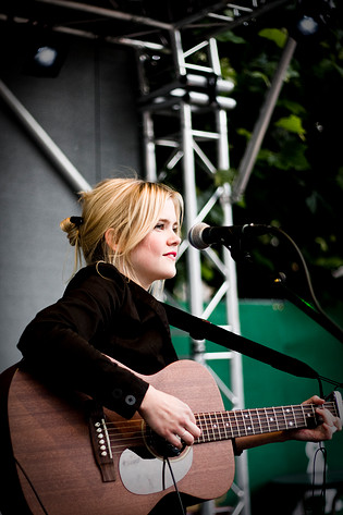 2008-08-18 - Ida Redig från Malmöfestivalen, Malmö