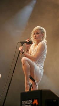 2007-07-06 - The Sounds från Roskildefestivalen, Roskilde