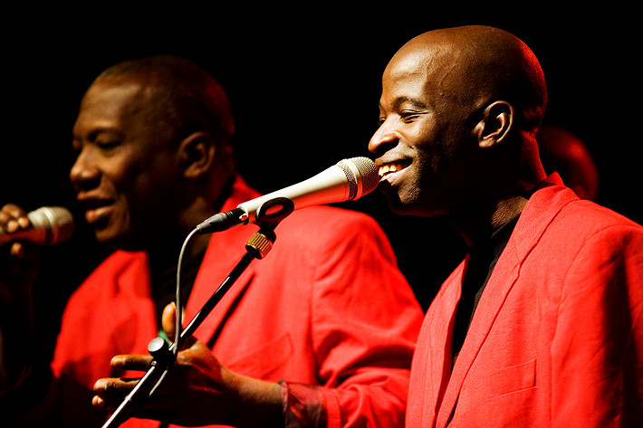 2008-10-27 - Bembeya Jazz National från Kägelbanan, Stockholm