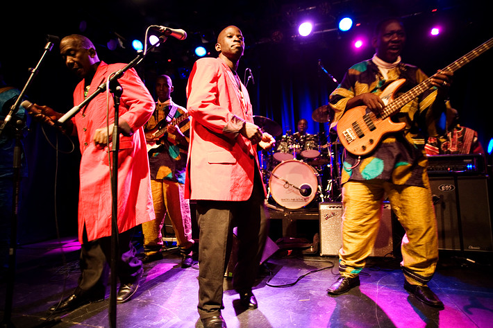 2008-10-27 - Bembeya Jazz National från Kägelbanan, Stockholm