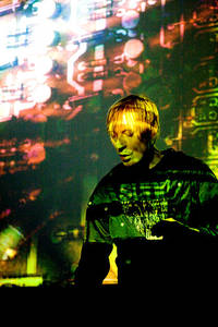 2008-11-28 - Andreas Tilliander från Digital Tone Festival, Umeå