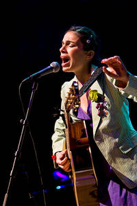 2008-12-14 - Yael Naim från Berns, Stockholm