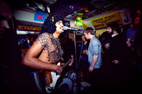 2009-01-17 - The King Khan & BBQ Show från Bröderna Olssons, Stockholm