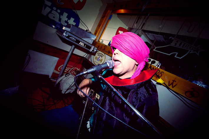 2009-01-17 - The King Khan & BBQ Show från Bröderna Olssons, Stockholm