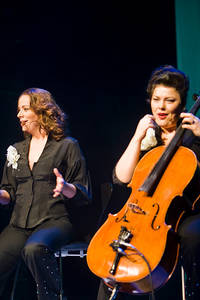 2009-01-30 - Lise & Gertrud från Södra Teatern, Stockholm