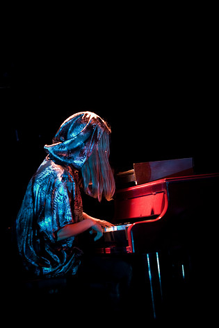 2009-02-07 - Nina Kinert från Cirkus, Stockholm
