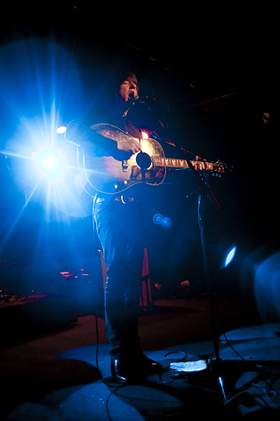 2009-02-14 - Eugene McGuinness från Debaser Strand, Stockholm