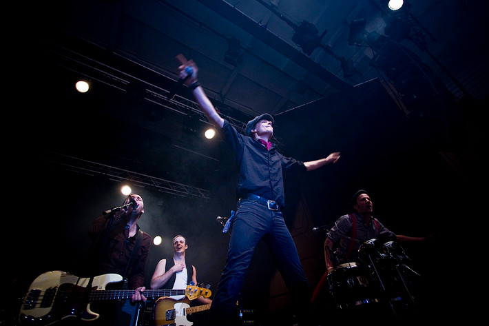 2009-02-14 - Håkan Hellström från Folkets Hus, Östersund