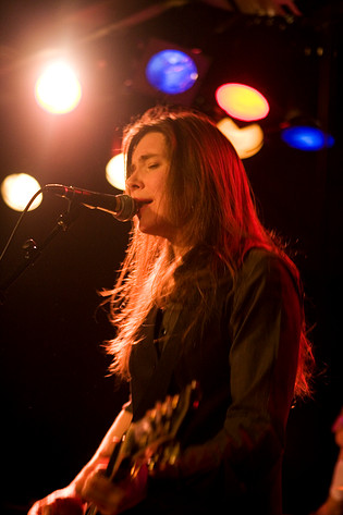 2009-02-20 - Frida Selander från Guitars, Umeå