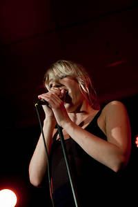 2009-02-28 - Veronica Maggio från O'Learys, Östersund