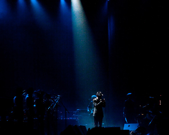 2009-02-19 - Leonard Cohen från The Beacon Theatre, New York City