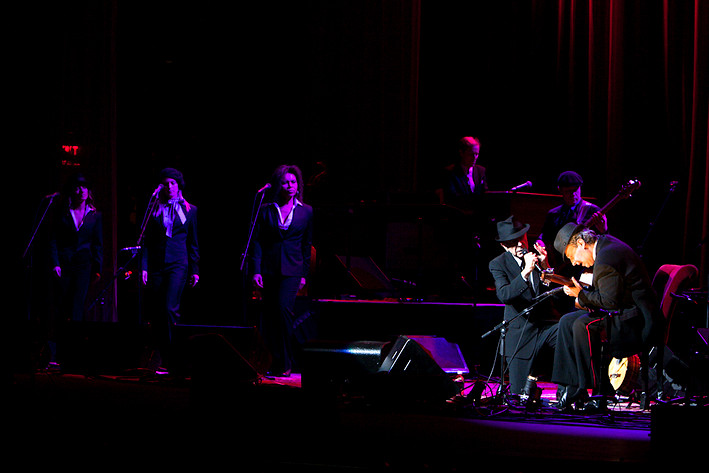 2009-02-19 - Leonard Cohen från The Beacon Theatre, New York City