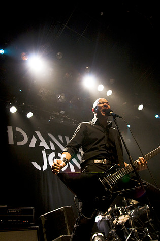 2009-03-10 - Danko Jones från Trädgår'n, Göteborg