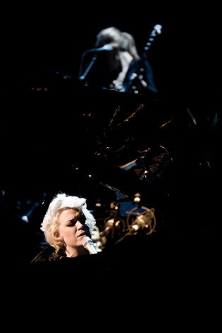 2009-03-14 - Frida Hyvönen från Dramaten, Stockholm