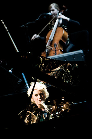 2009-03-14 - Frida Hyvönen från Dramaten, Stockholm