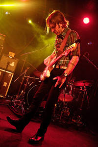 2009-04-09 - Earth från Debaser Strand, Stockholm