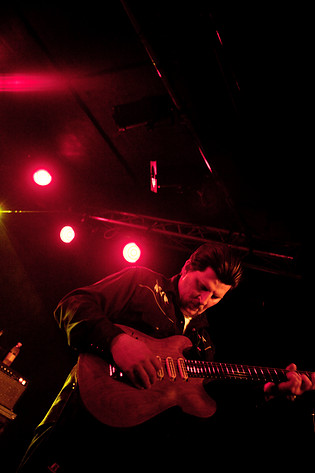 2009-04-09 - Earth från Debaser Strand, Stockholm