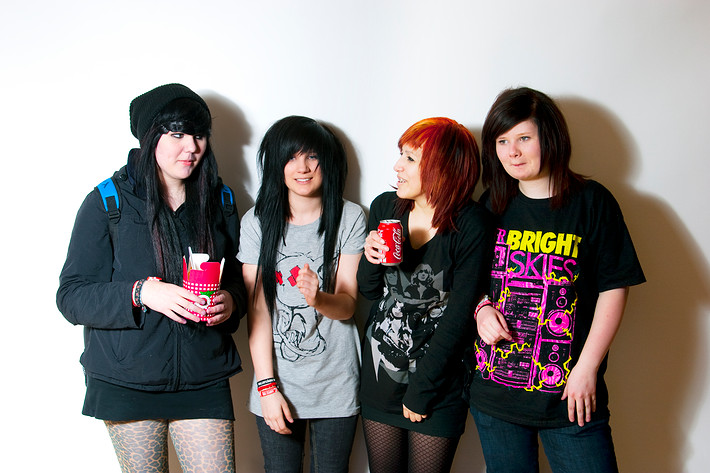 2009-04-11 - Rockfotostudion från Idrottshallen, Vänersborg