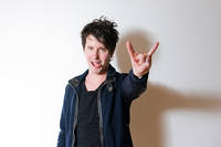 2009-04-11 - Rockfotostudion från Idrottshallen, Vänersborg