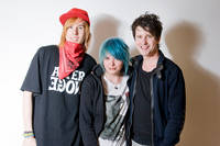 2009-04-11 - Rockfotostudion från Idrottshallen, Vänersborg