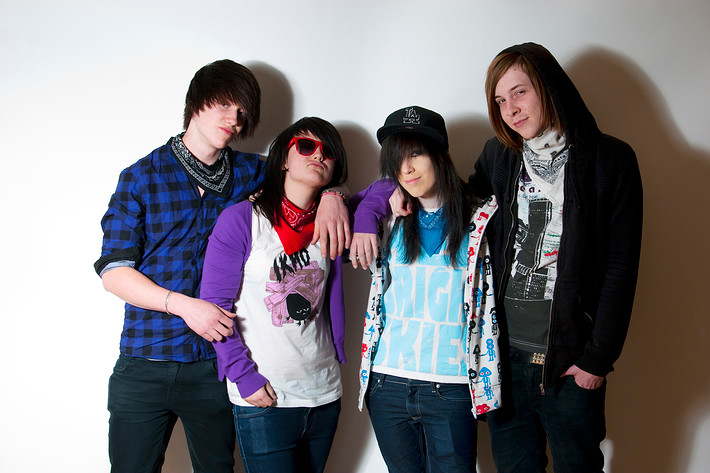 2009-04-11 - Rockfotostudion från Idrottshallen, Vänersborg