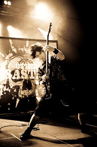 2009-04-11 - Sonic Syndicate från Idrottshallen, Vänersborg
