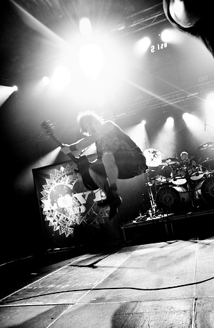 2009-04-11 - Sonic Syndicate från Idrottshallen, Vänersborg