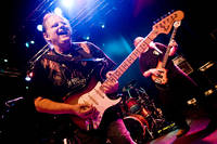 2009-04-28 - Walter Trout & the Radicals från Debaser Medis, Stockholm