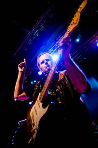 2009-04-28 - Walter Trout & the Radicals från Debaser Medis, Stockholm