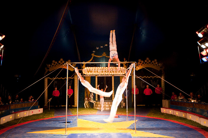 2009-05-01 - Cirkus Wictoria från Råcksta Rondellen, Stockholm